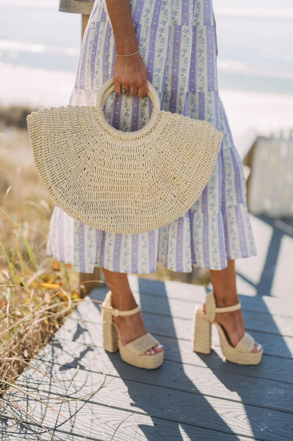 Half Moon Straw Tote Bag -Ivory