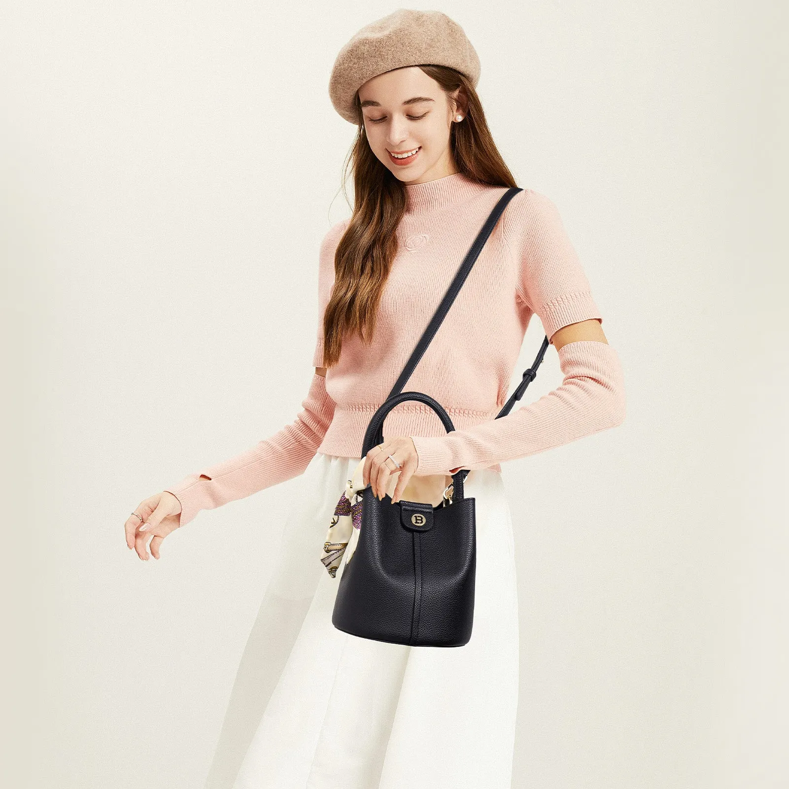 Harper Jones Bucket Bag – Chic Elegance with Versatile Style